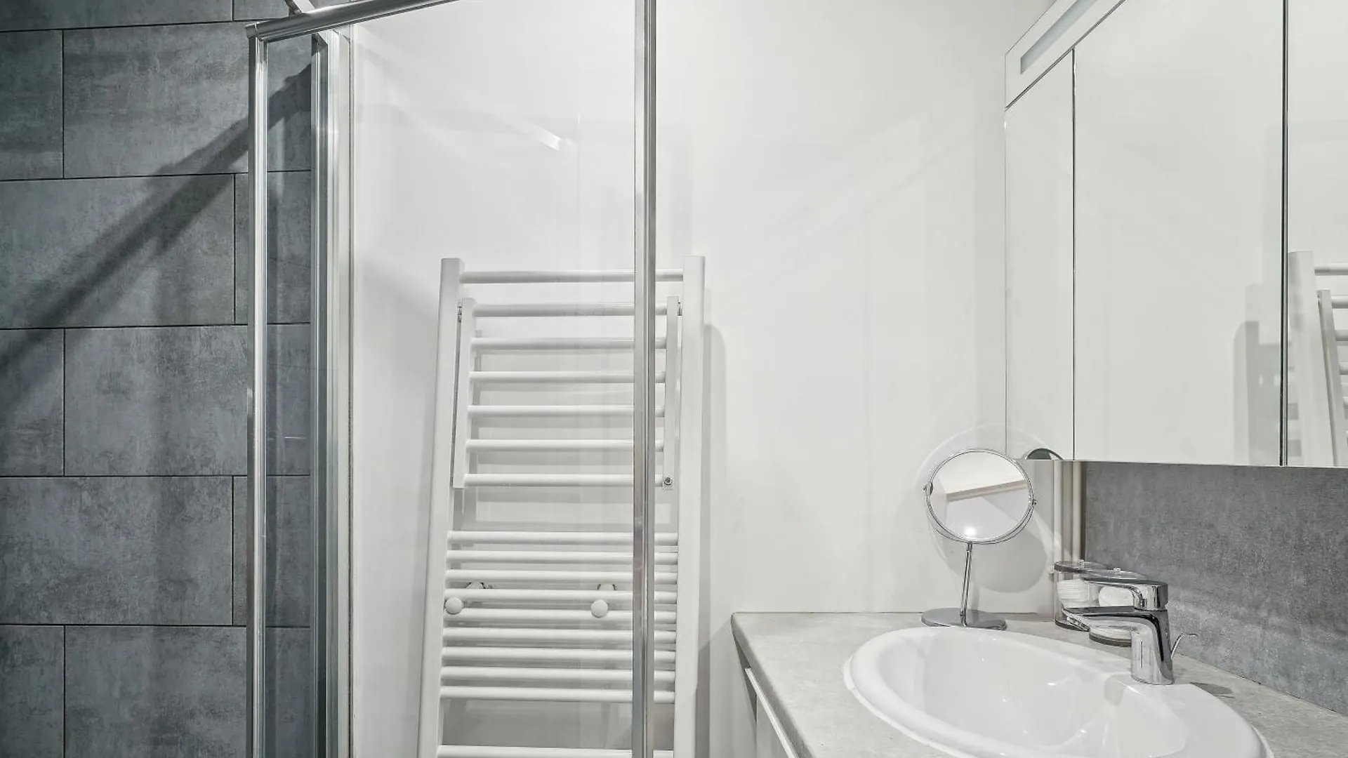 Appartement De Charme Dans Le Saint-Lambert By Weekome Париж 0*,  Франция