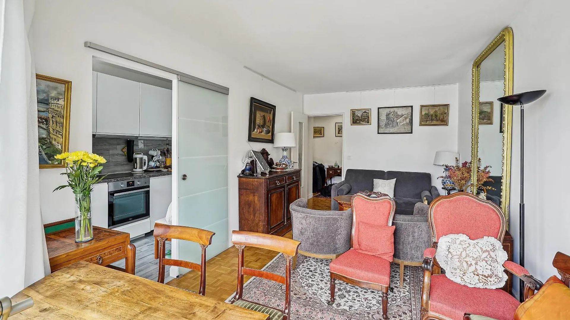 Apartment Appartement De Charme Dans Le Saint-Lambert By Weekome Paris France
